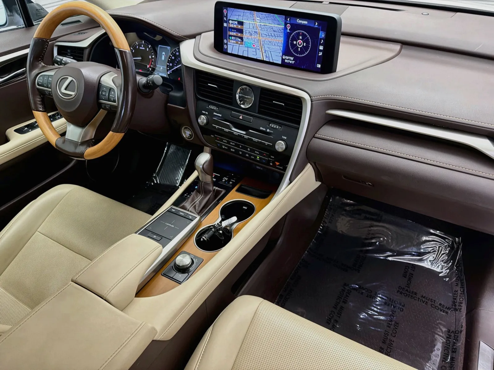 Lexus RX photo 12
