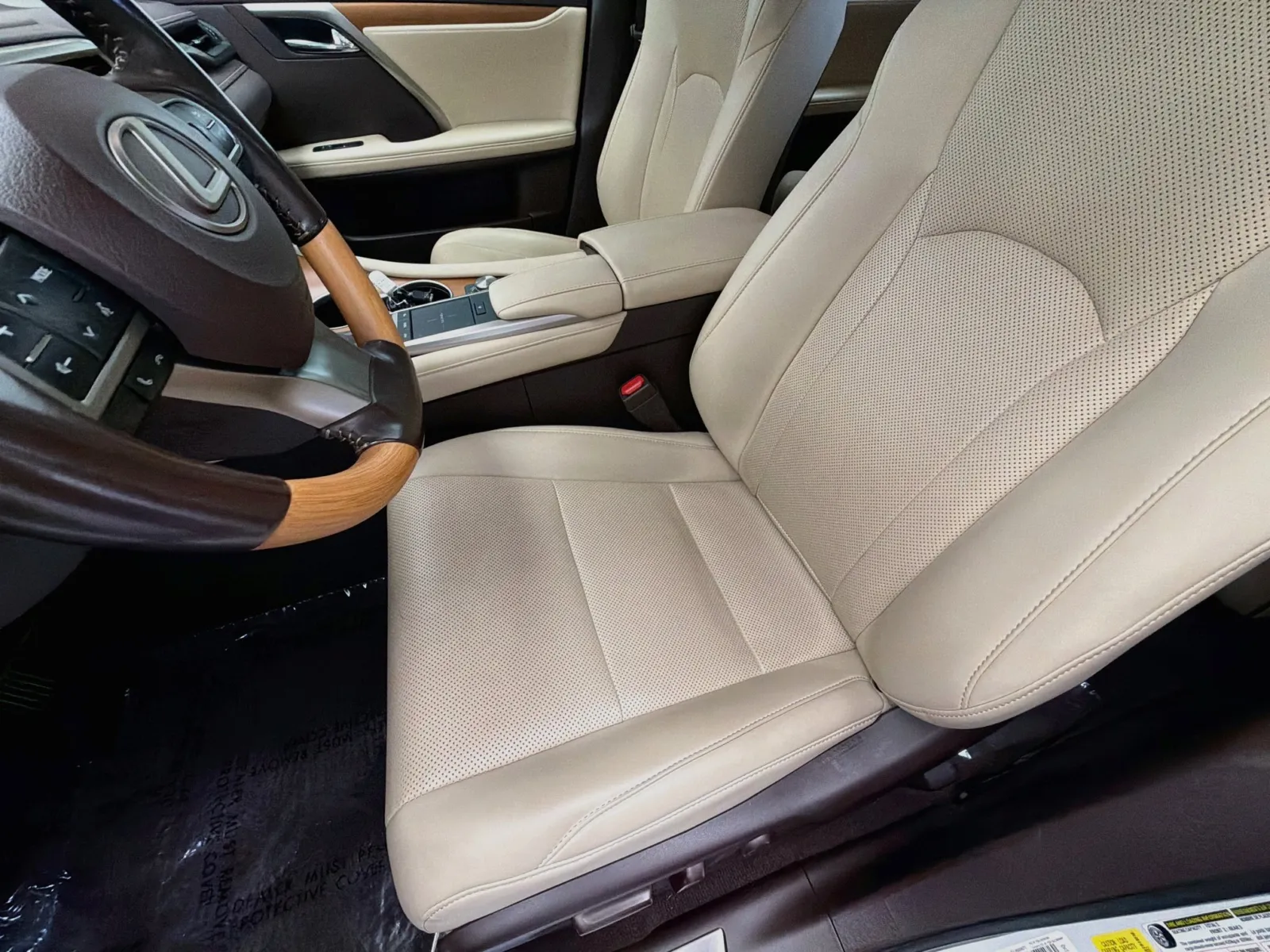 Lexus RX photo 11