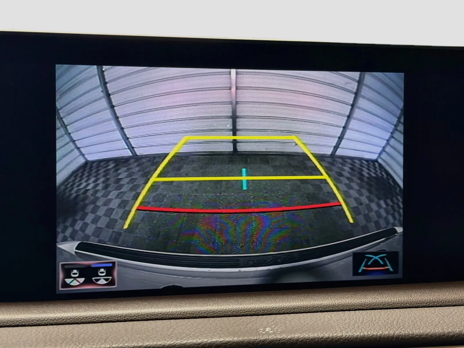 Lexus RX photo 16