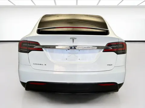 More photos of 2018 Tesla Model X 75D at STG Montclair, CA