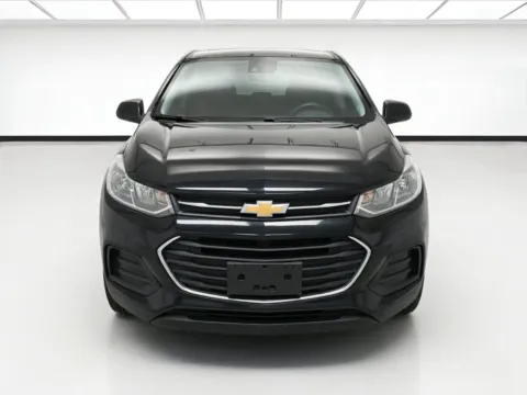 Photos of 2022 Chevrolet Trax LS for sale in Montclair, CA at STG Montclair