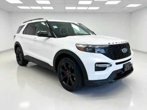 Another view of 2020 Ford Explorer ST for sale in Montclair, CA at STG Montclair