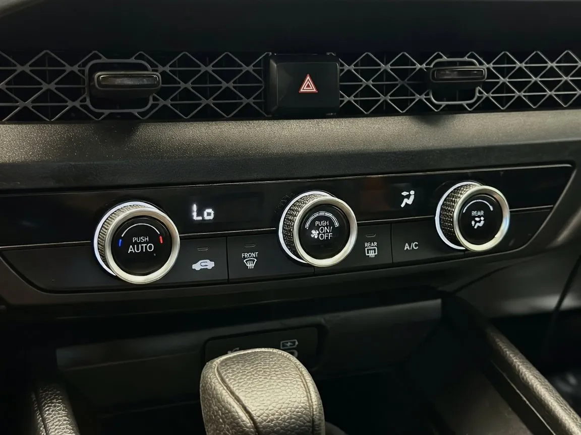 Honda Accord photo 10