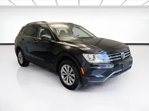 Another view of 2019 Volkswagen Tiguan SE for sale in Montclair, CA at STG Montclair