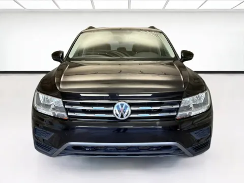 Photos of 2019 Volkswagen Tiguan SE for sale in Montclair, CA at STG Montclair