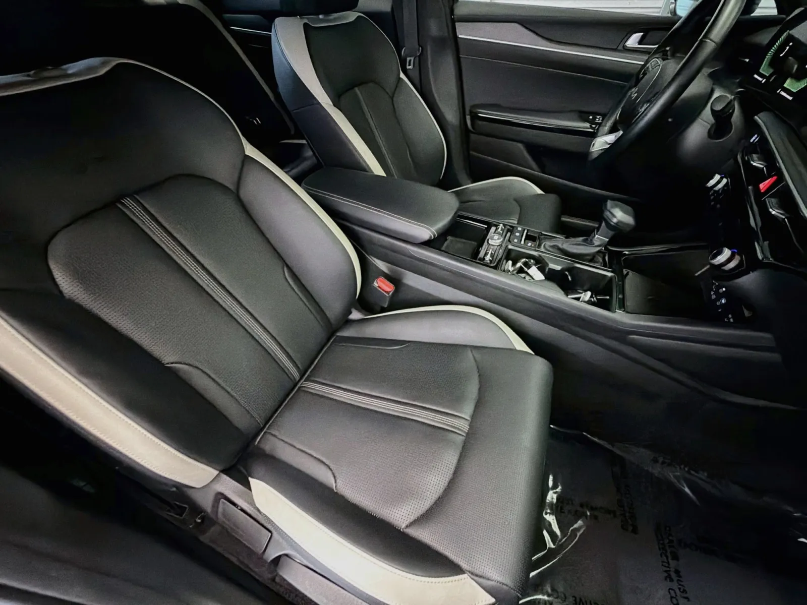 Kia K5 photo 14