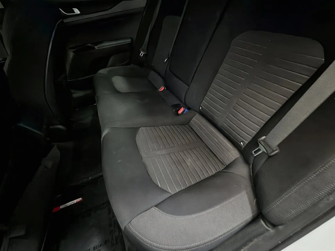 Kia K5 photo 13