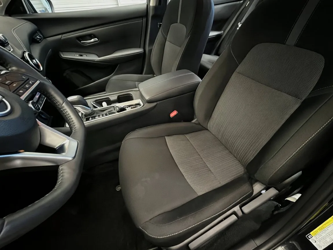 Nissan Sentra photo 11