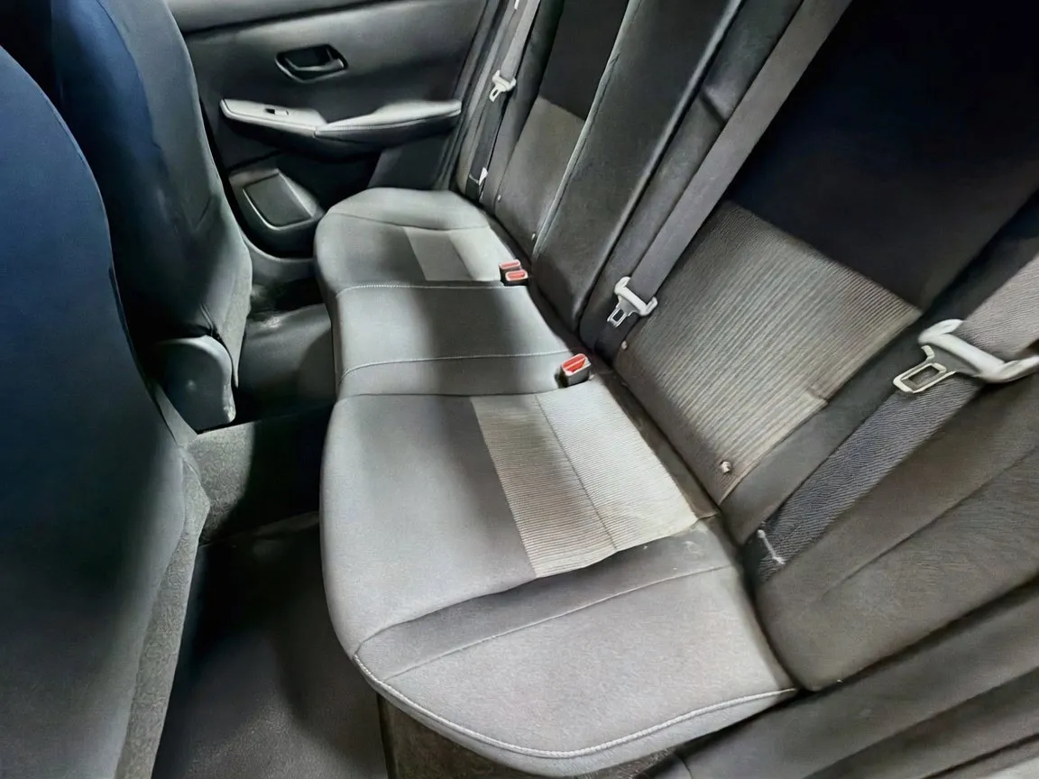 Nissan Sentra photo 13