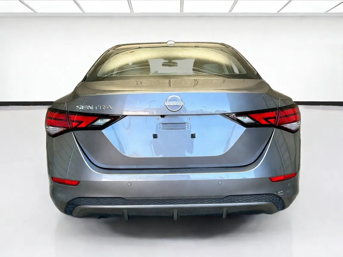 Nissan Sentra photo 5