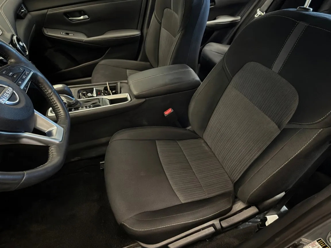 Nissan Sentra photo 11