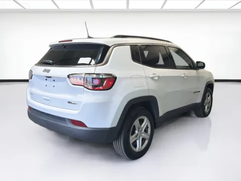 More photos of 2023 Jeep Compass Latitude at STG Montclair, CA