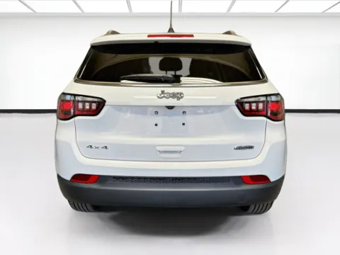 More photos of 2023 Jeep Compass Latitude at STG Montclair, CA