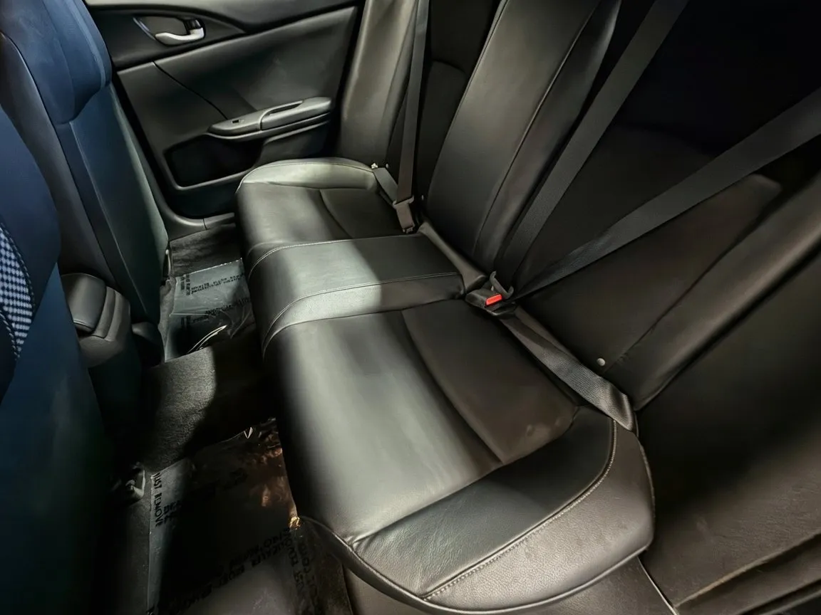 Honda Civic photo 13