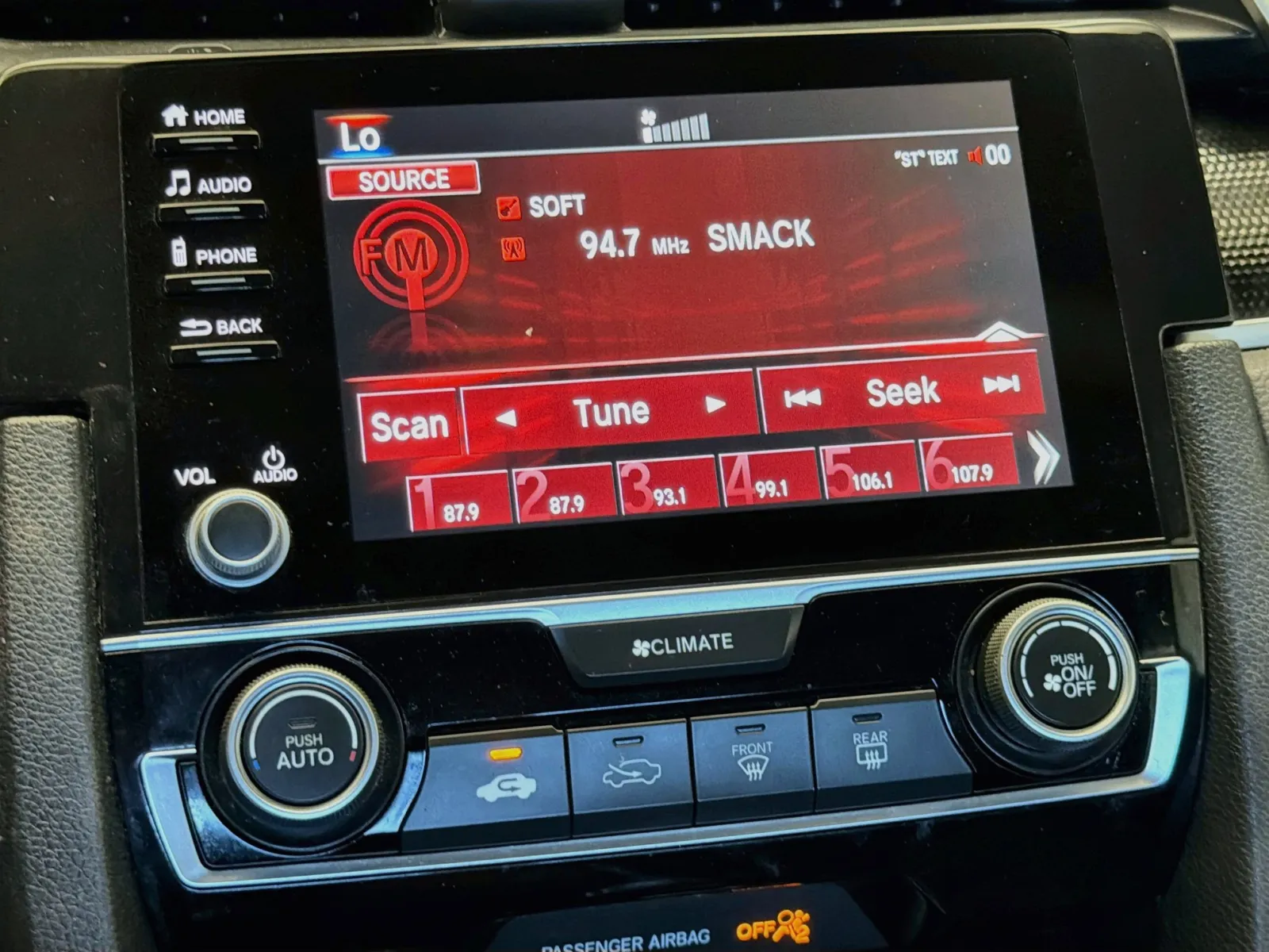 Honda Civic photo 9