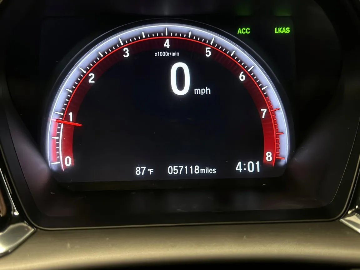 Honda Civic photo 8