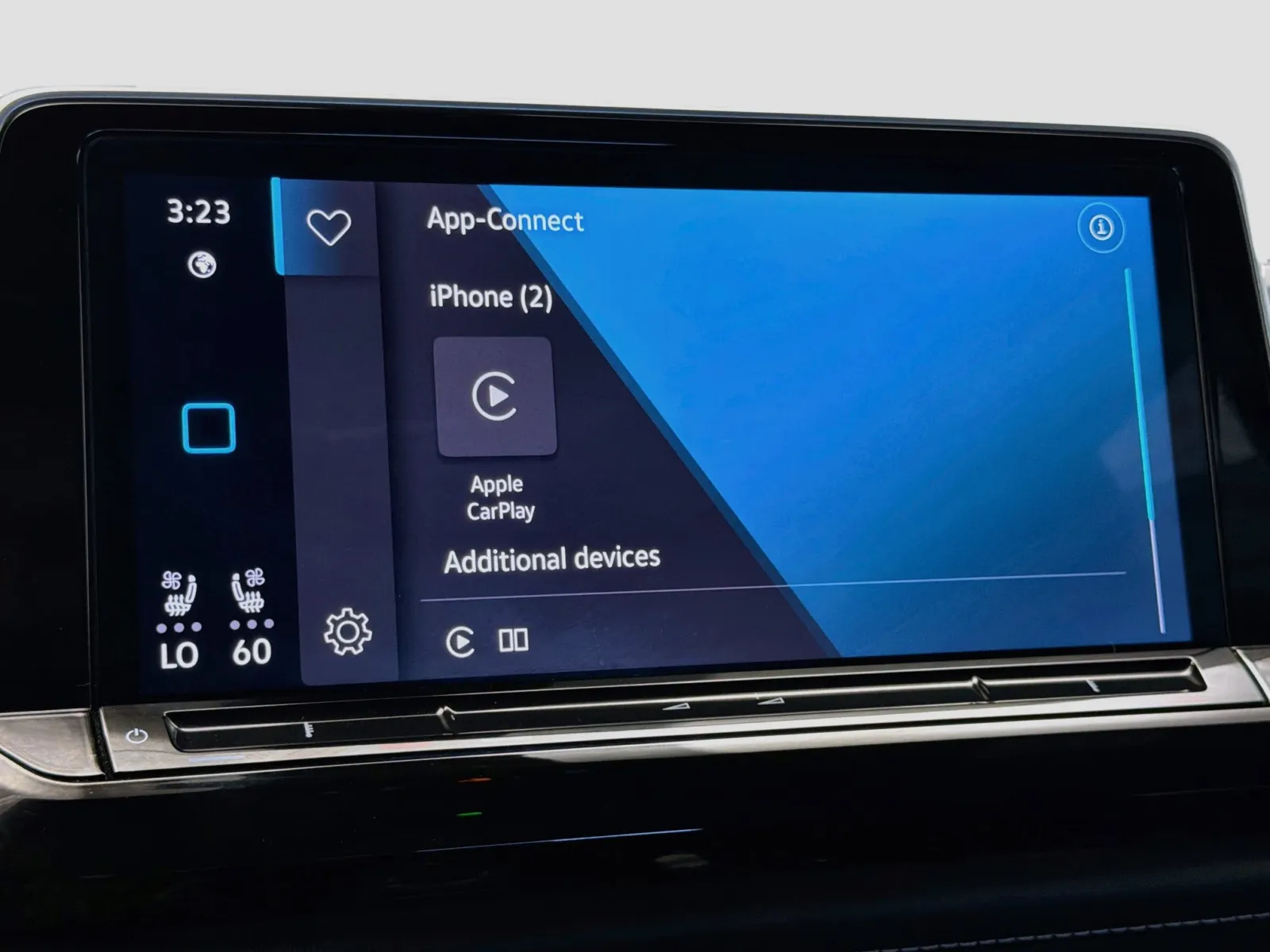 Volkswagen Atlas Cross Sport photo 9