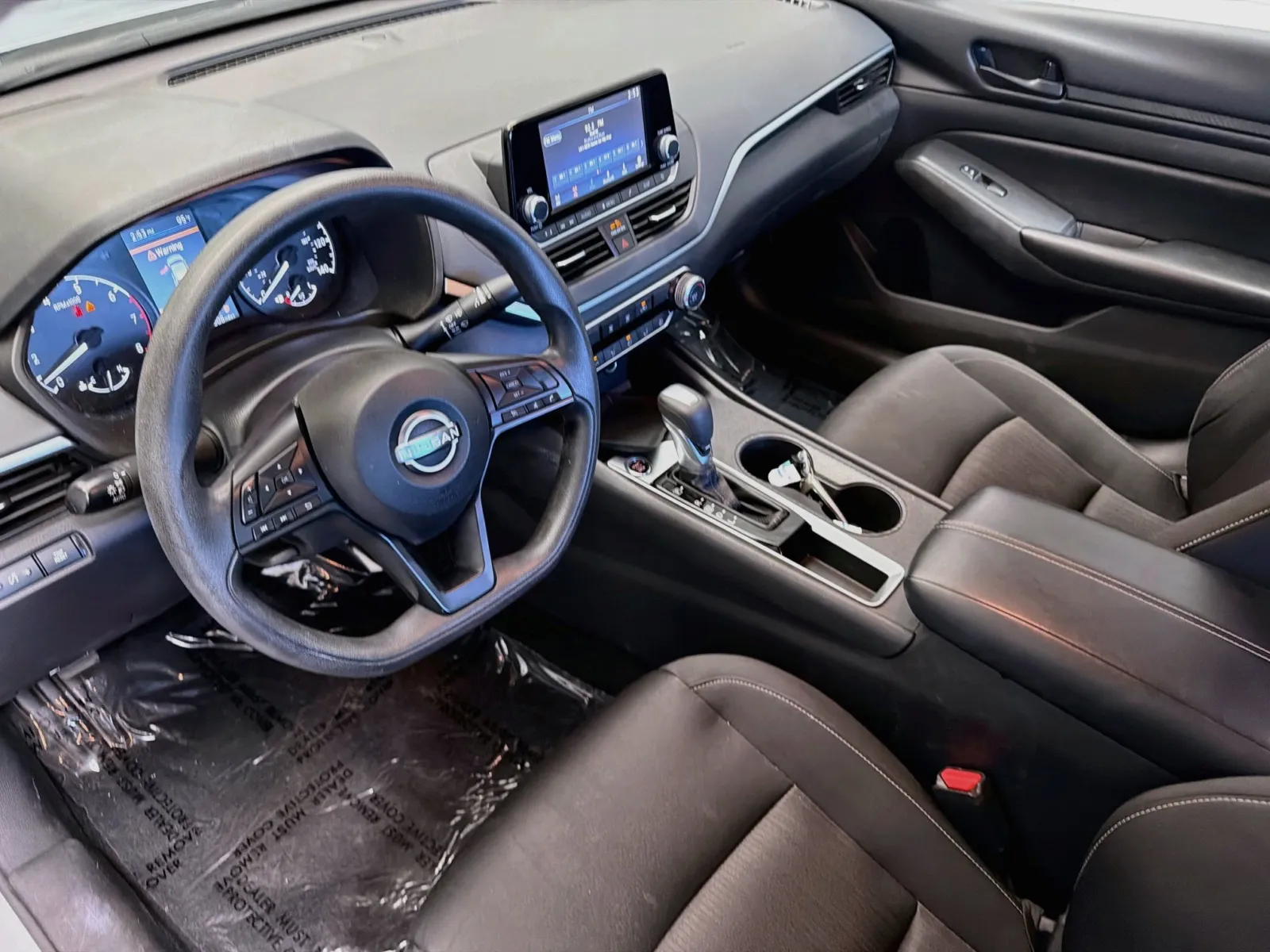 Nissan Altima photo 7