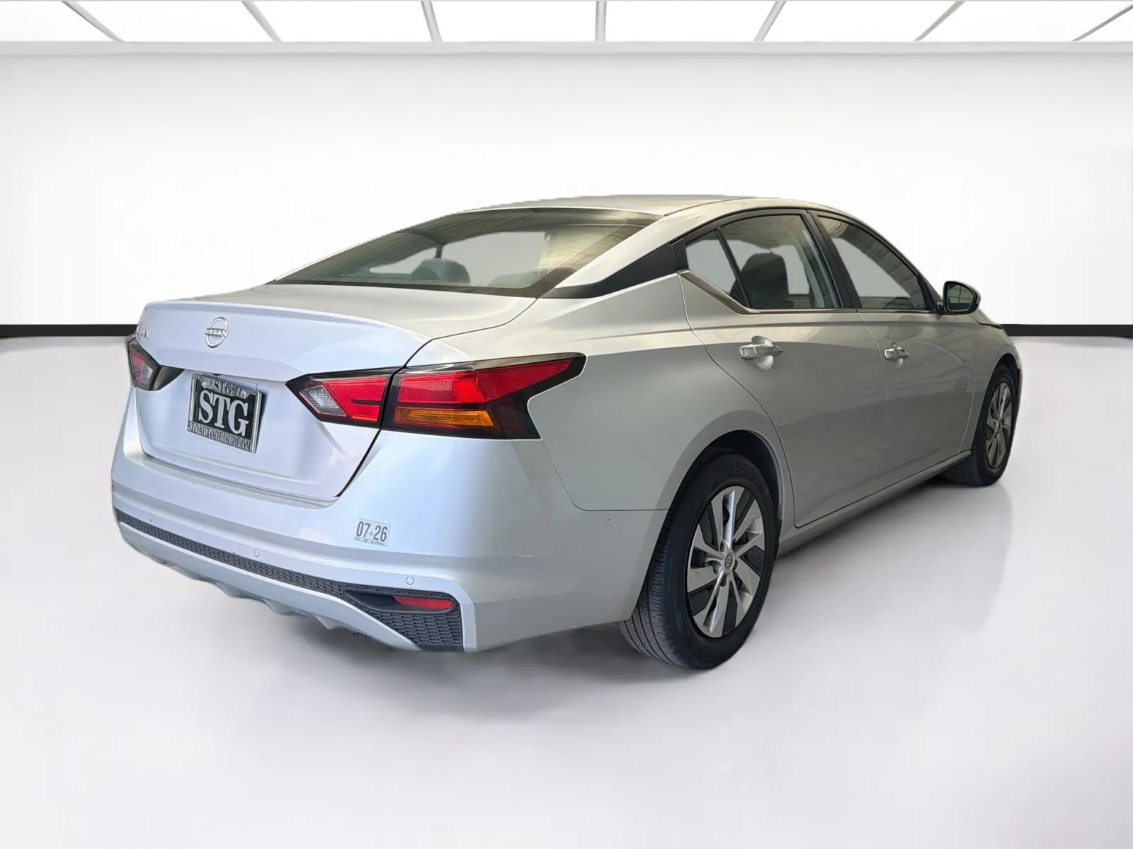Nissan Altima photo 4