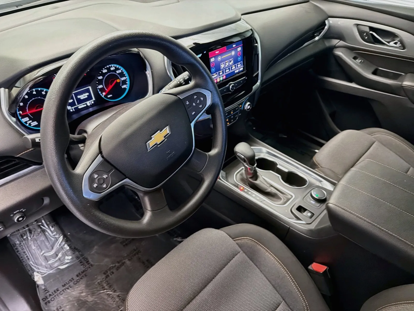 Chevrolet Traverse photo 7