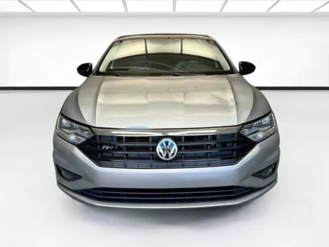 Photos of 2020 Volkswagen Jetta SE for sale in Montclair, CA at STG Montclair