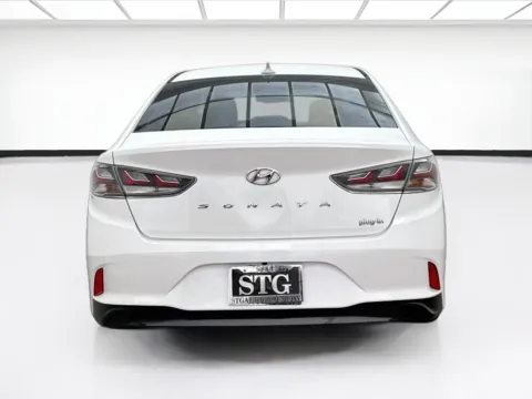 More photos of 2019 Hyundai Sonata Plug-in Hybrid at STG Montclair, CA
