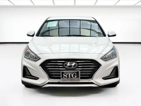 Photos of 2019 Hyundai Sonata Plug-in Hybrid for sale in Montclair, CA at STG Montclair