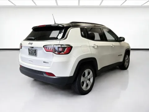 More photos of 2020 Jeep Compass Latitude at STG Montclair, CA