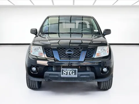 Photos of 2021 Nissan Frontier SV for sale in Montclair, CA at STG Montclair