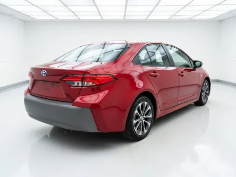 More photos of 2022 Toyota Corolla LE at STG Montclair, CA