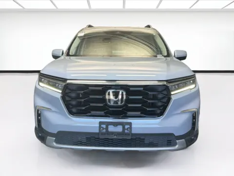 Photos of 2024 Honda Pilot Touring for sale in Montclair, CA at STG Montclair