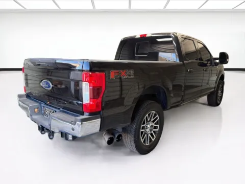 More photos of 2019 Ford F-250 Super Duty Lariat at STG Montclair, CA