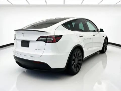 More photos of 2022 TESLA MODEL Y PERFORMANCE at STG Montclair, CA