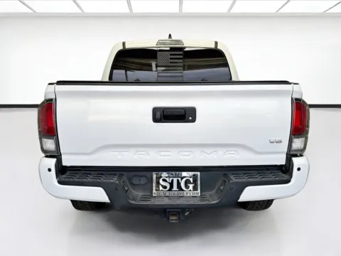 More photos of 2020 Toyota Tacoma TRD Off Road at STG Montclair, CA