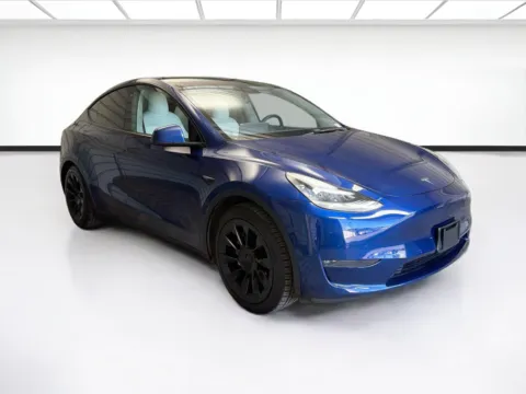 Another view of 2020 Tesla Model Y Long Range for sale in Montclair, CA at STG Montclair