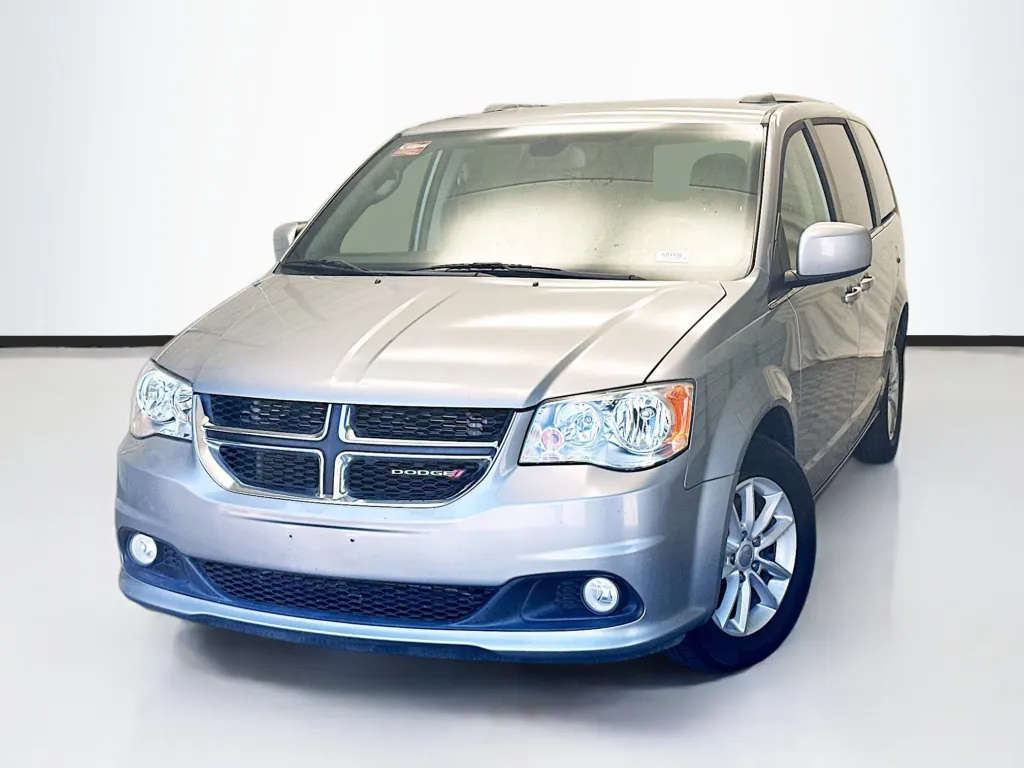 Used 2019 Dodge Grand Caravan SXT for sale in Montclair, CA at STG