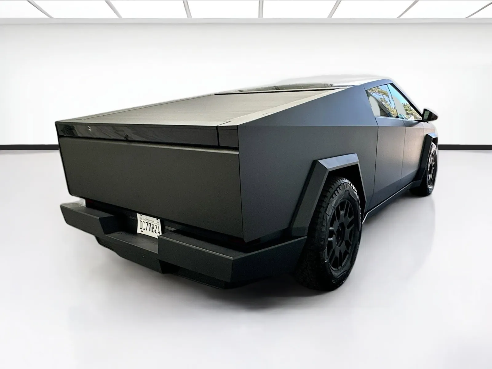 2024 Tesla Cybertruck Base