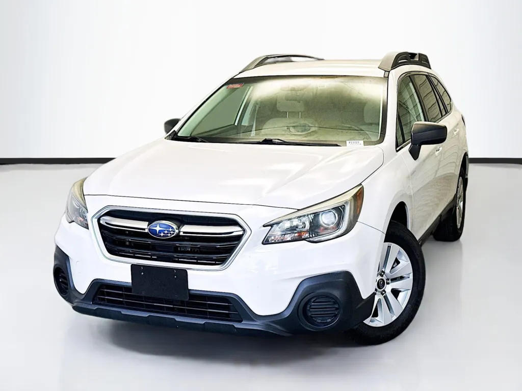 2019 Subaru Outback 2.5i for sale in Montclair, CA