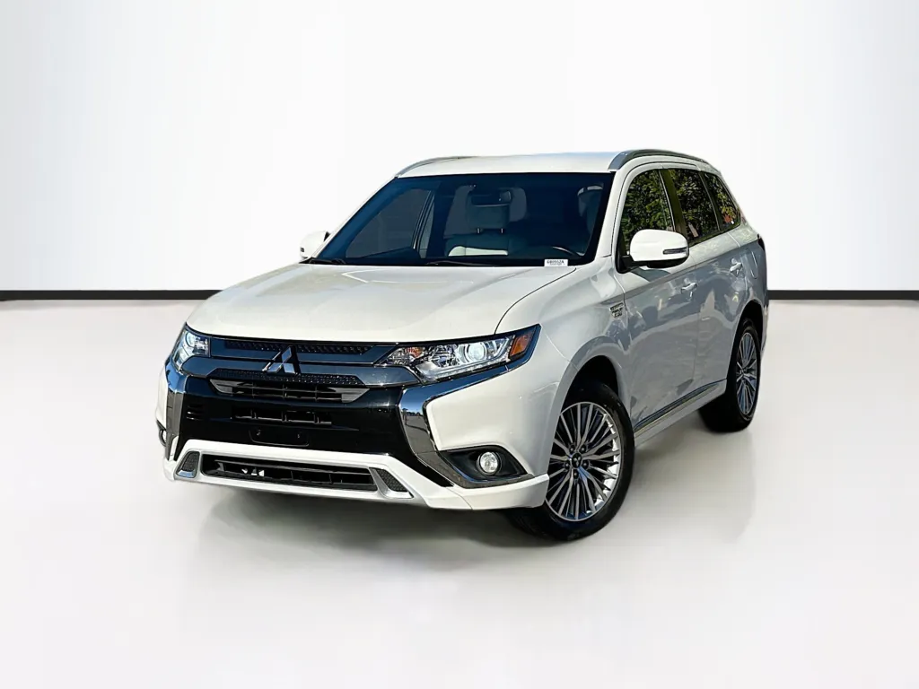 Used 2020 Mitsubishi Outlander PHEV SEL for sale in Montclair, CA
