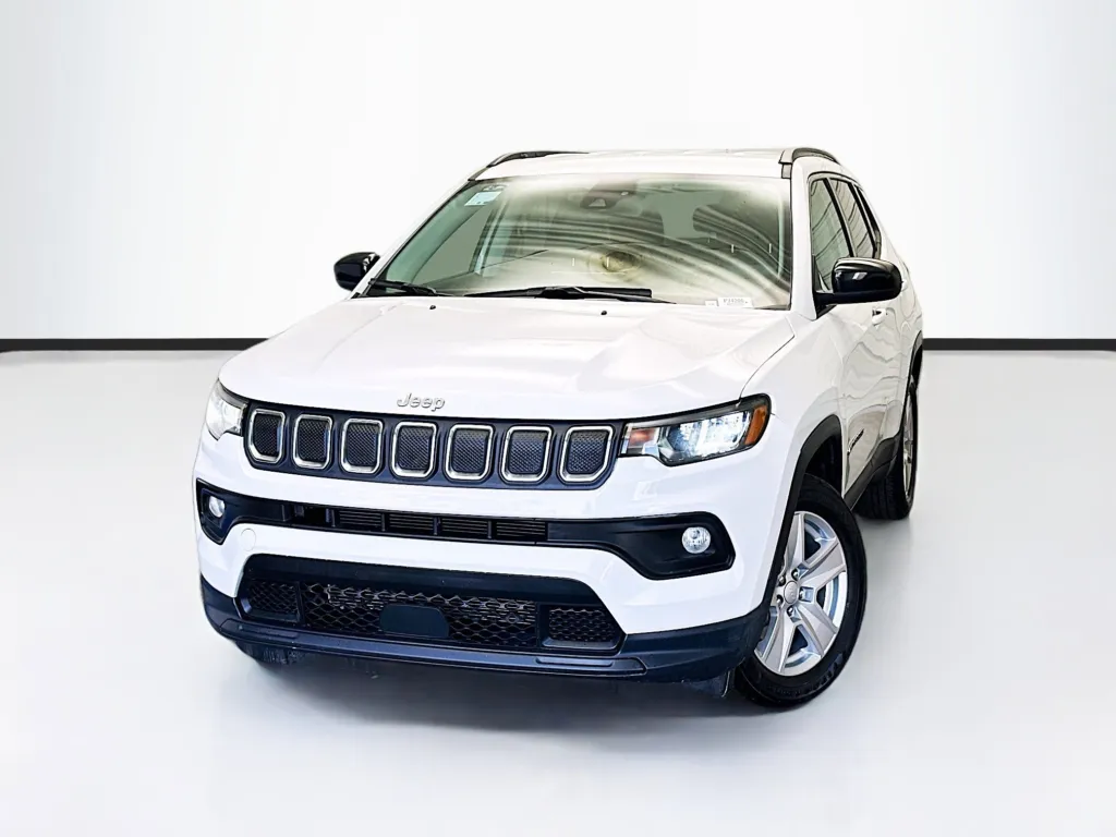 2022 Jeep Compass Latitude for sale in Montclair, CA