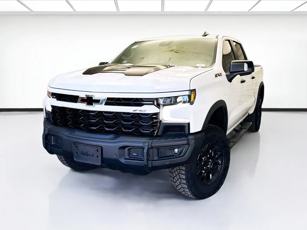Used 2024 Chevrolet Silverado 1500 ZR2 for sale in Montclair, CA