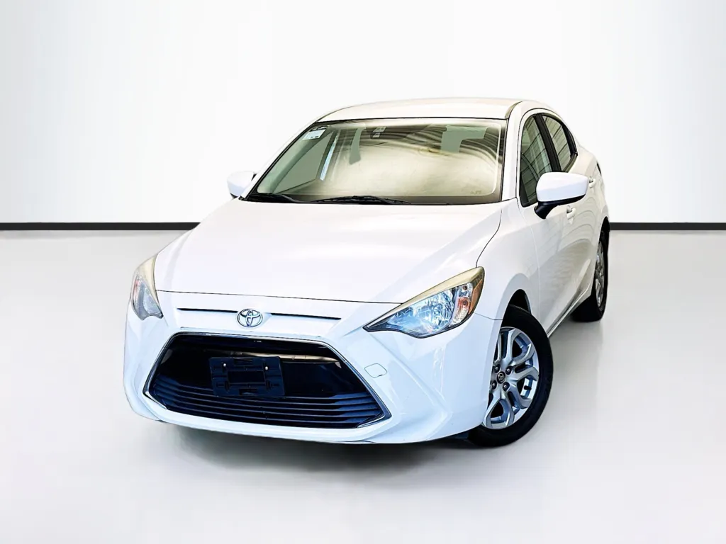 ソライア2017 Used 2017 Toyota Yaris iA for sale in Montclair, CA at STG Auto