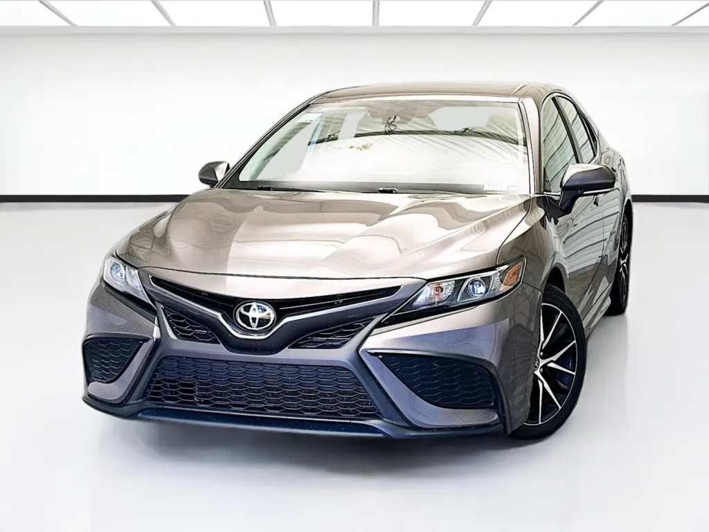 Used 2022 Toyota Camry SE for sale in Montclair, CA at STG Auto