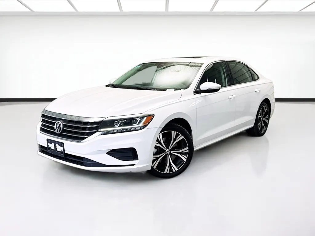2022 Volkswagen Passat 2.0T SE for sale in Montclair, CA