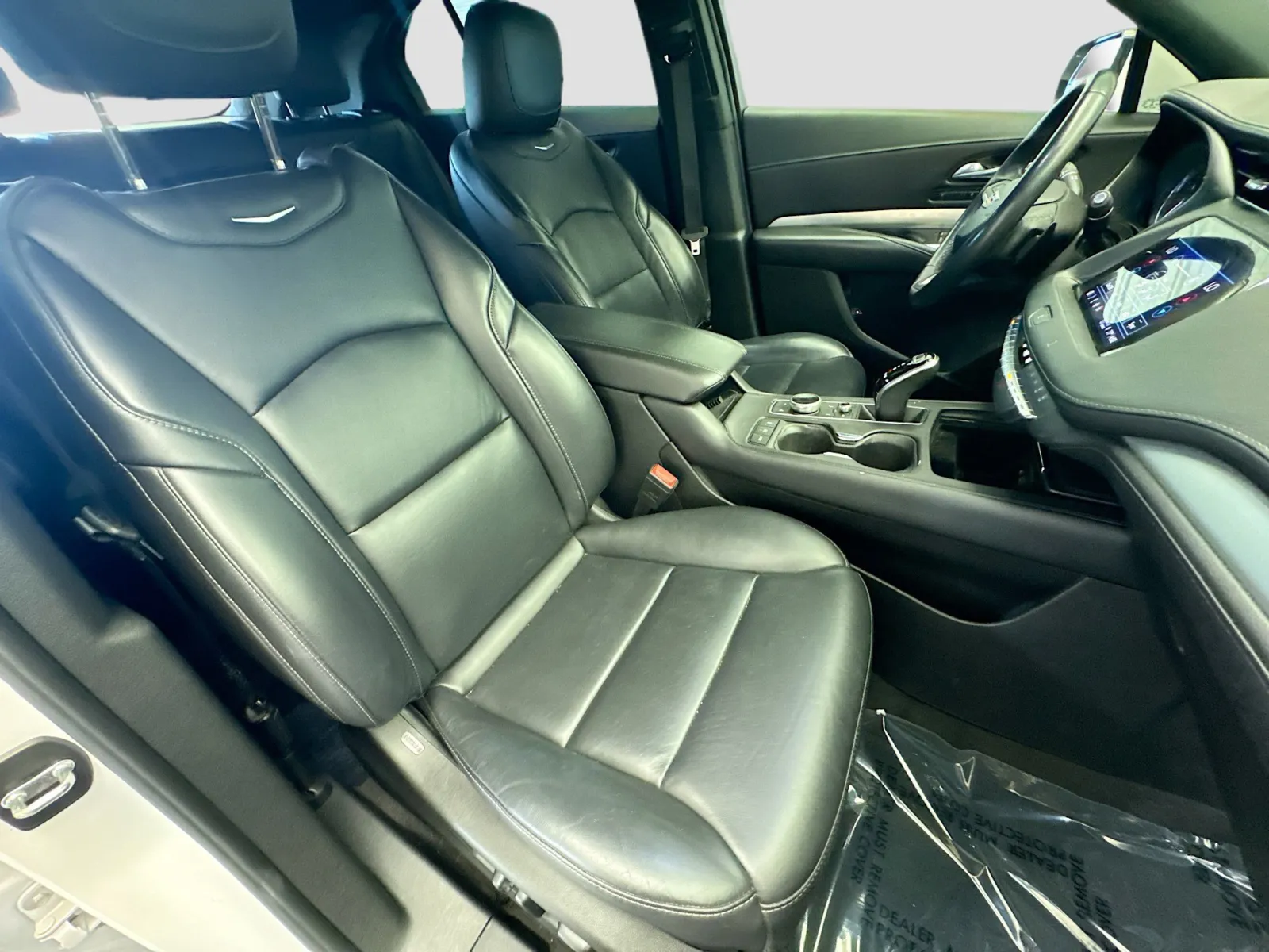 2021 Cadillac XT4 Premium Luxury photo 4