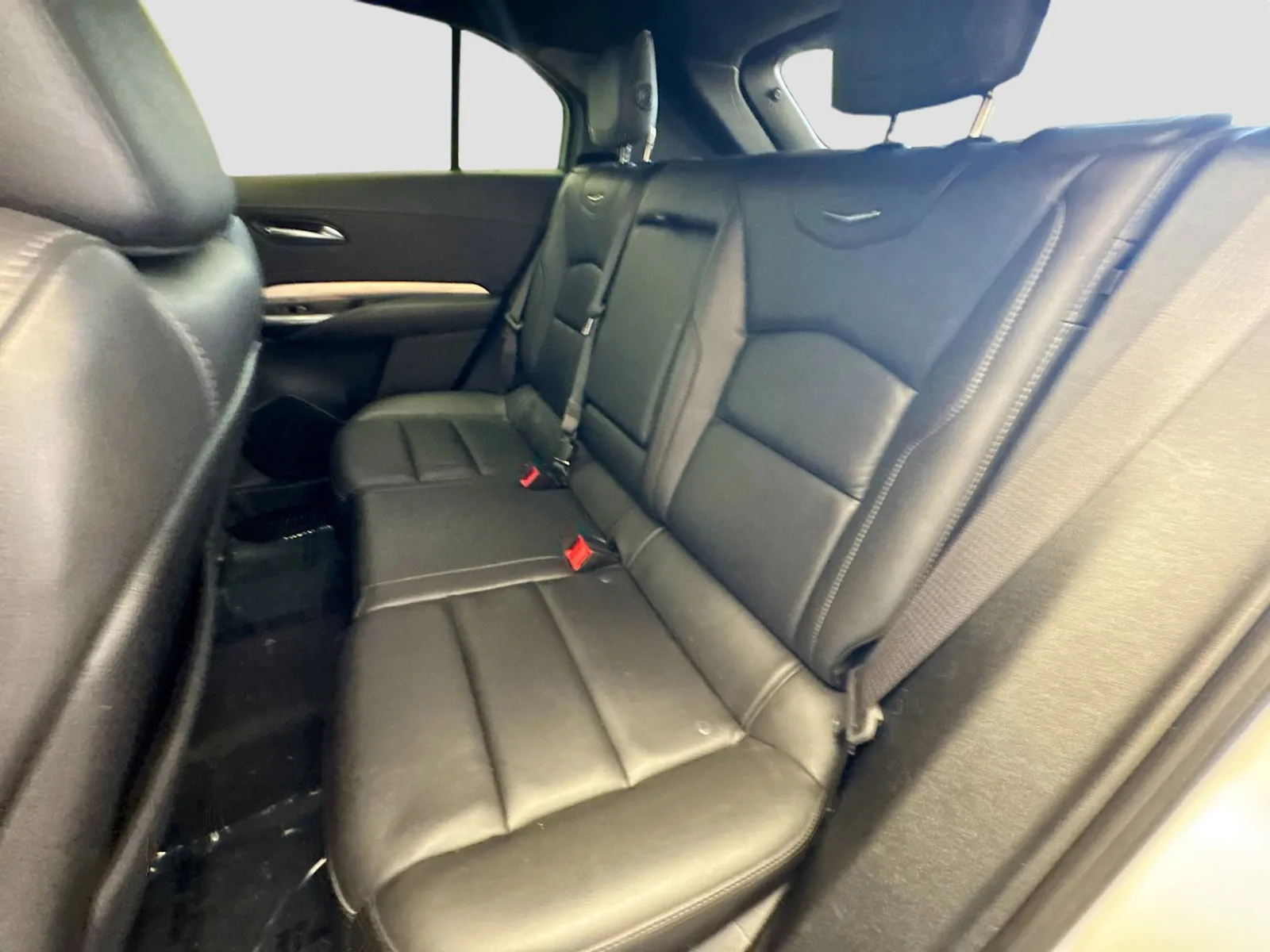 2021 Cadillac XT4 Premium Luxury photo 3