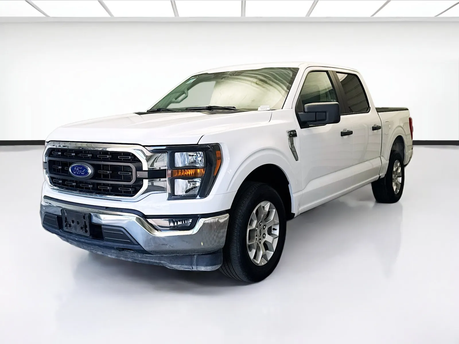 White 2023 Ford F-150 XLT for sale in Montclair, CA