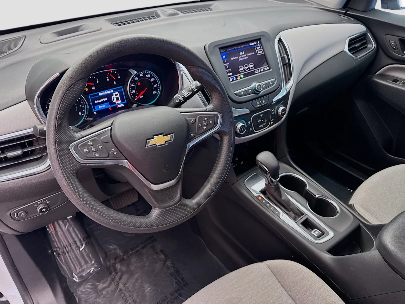 2023 Chevrolet Equinox LS photo 3