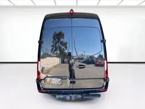 More photos of 2022 Mercedes-Benz Sprinter 2500 Cargo 170 WB Extended at STG Montclair, CA