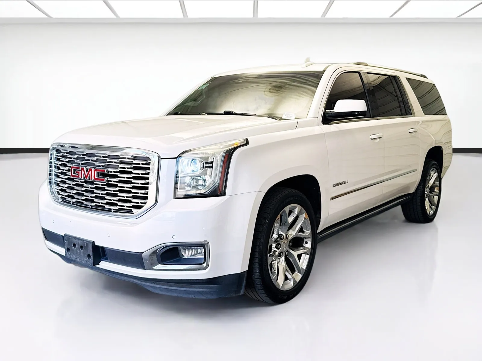 White 2020 GMC Yukon XL Denali for sale in Montclair, CA